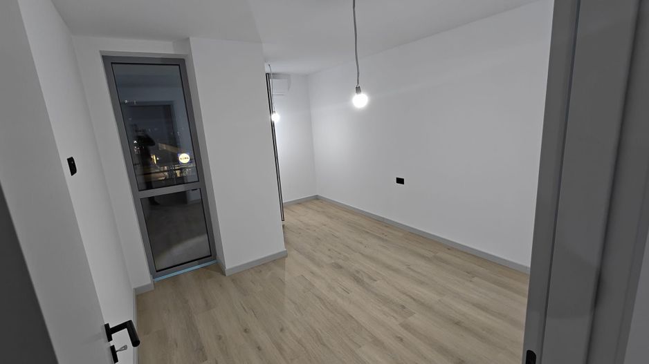 Apartament 3 camere lux la prima inchiriere - Poză 6