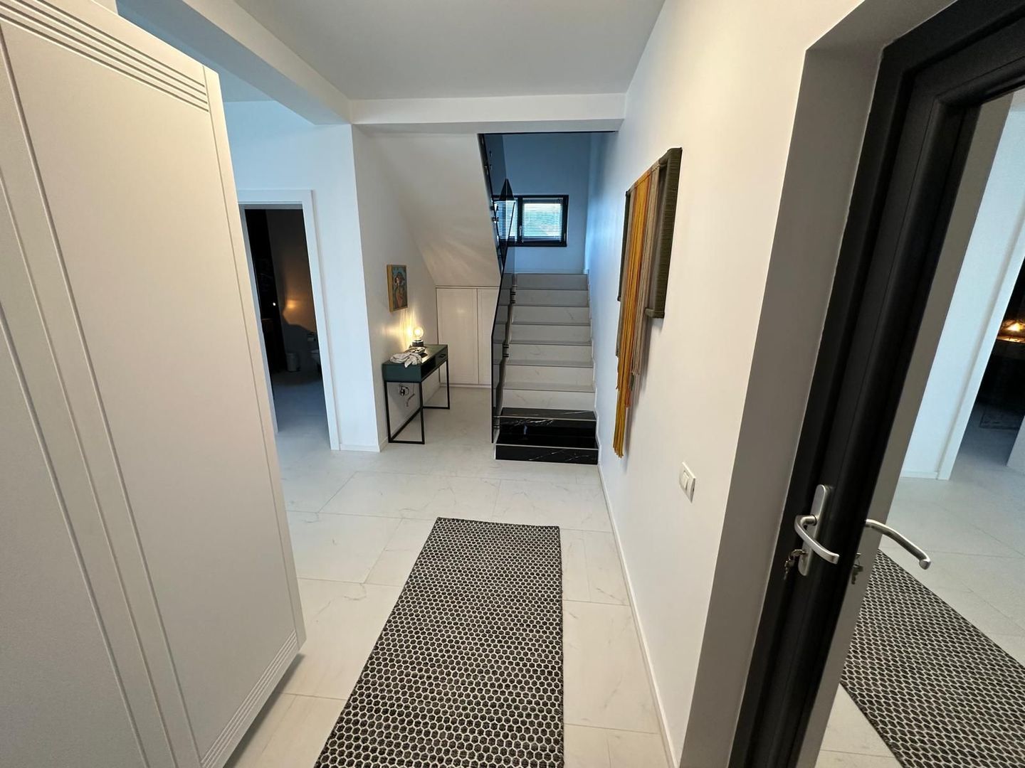 Casa moderna în Dumbravita - Ikea cu garaj - Poză 16