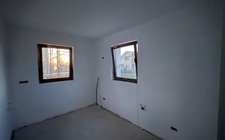 Casa duplex cu 2 locuri de parcare - Poză 5