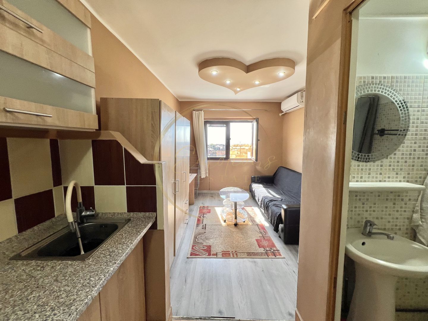 SUPER PRET | Garsoniera luminoasa | Soarelui , Timisoara - Poză 5