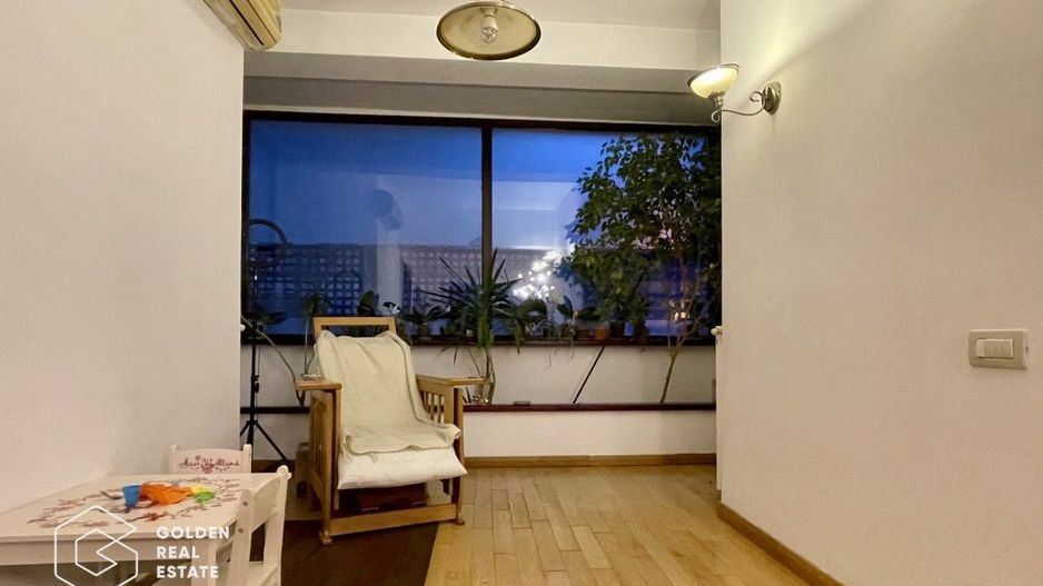 Apartament cu 5 camere și demisol mare, 2 bai, intrare separată - Poză 6