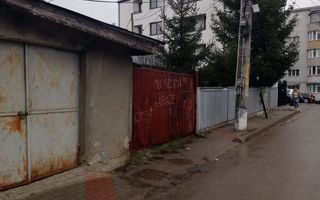 GARAJ cu teren în proprietate, zona TRAIAN; - Poză 1