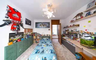 Resedinta spectaculoasa  – Vila exclusivista deschidere directa la lac - Poză 29
