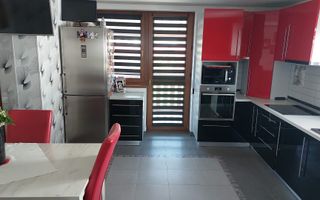 Casa 5 camere cu teren generos si CARPORT - Cartierul Arhitectilor - Poză 4