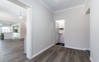 Casă gata de mutat în Aradul Nou, renovată complet (2026) - Poză 10