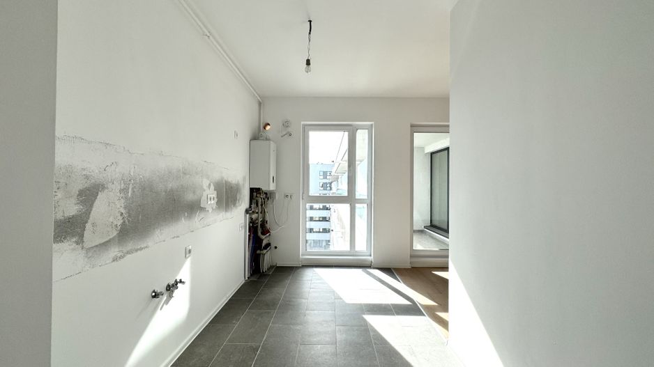 3 camere. Bucătărie Open-Space - Verdere curte interioară - Poză 2