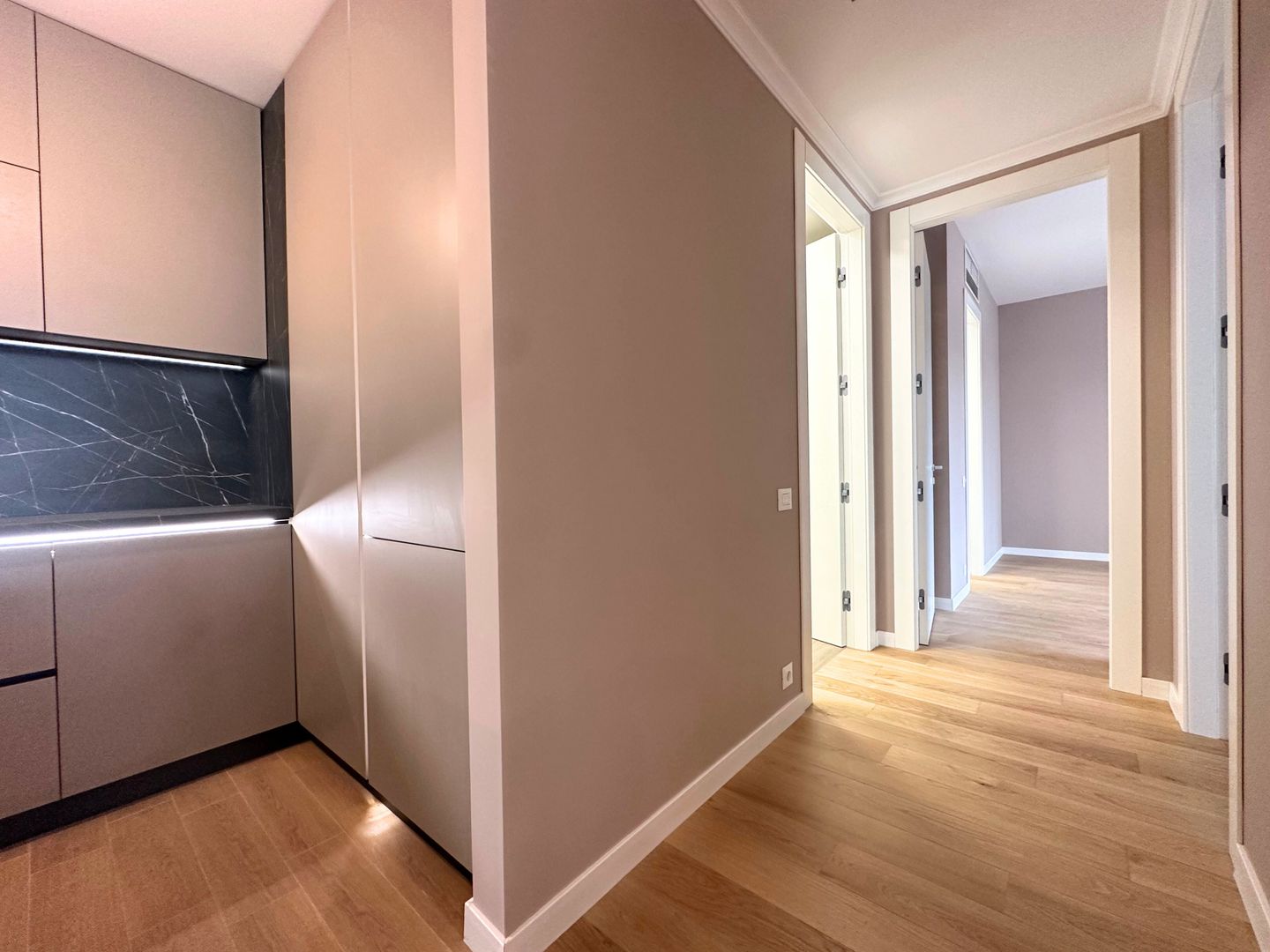 Închiriere apartament 4 camere cu grădină proprie ONE Verdi - Poză 22