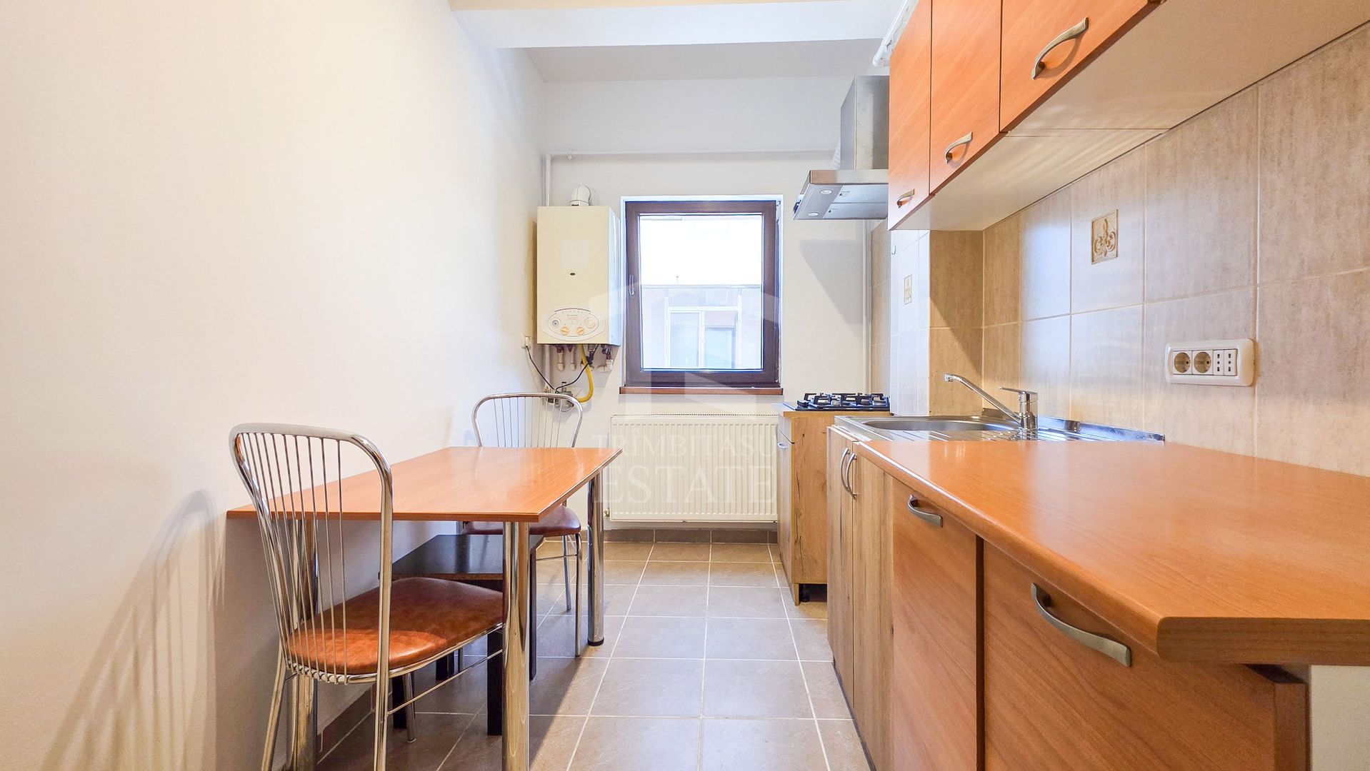 Garsonieră modernă 30 mp, Str. Cooperativei, cu balcon și parcare - Poză 9