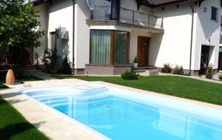 BRASADAS vinde vila cu piscină 6 cam Iancu Nicolae PIPERA.