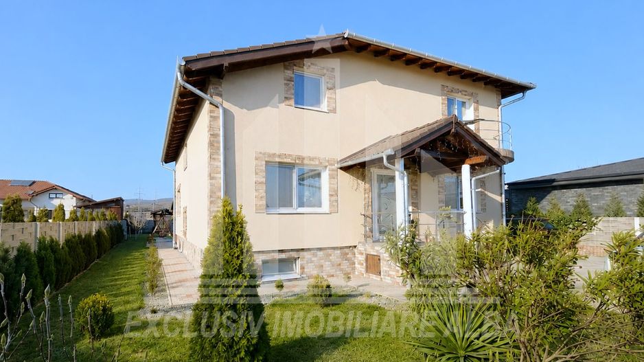 Casa individuala | 390 mp | 1000 mp teren | Alee privata | Barabant - Poză 1
