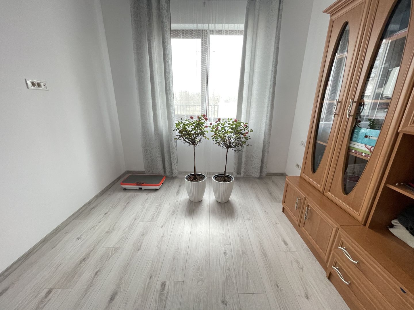 Duplex P+1E -unități separate prin cameră tehnica - Poză 4