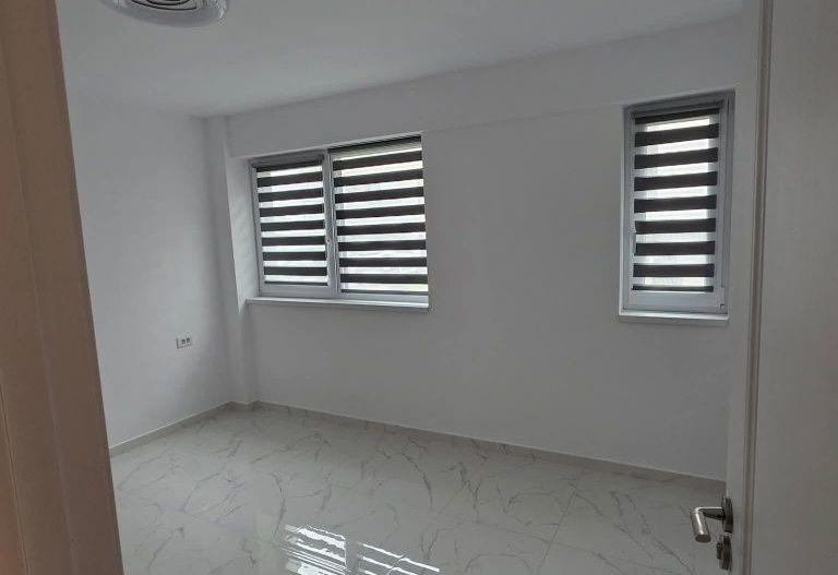 Apartament 2 camere 63mp + loc de parcare capat Pacurari 110000 euro - Poză 3