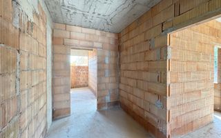 Casa individuala/teren 600mp/panouri fotovoltaice/pompe de caldura. - Poză 15