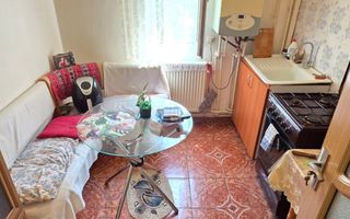 Apartament cu 2 camere, ETAJ 3, mobilat și utilat, VASLUI - zona NORD; - Poză 4