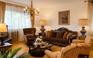 Vilă Erou Iancu Nicolae |  Locație premium stradală - Poză 1