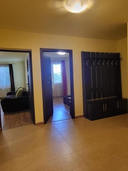 Apartament 4 camere de vanzare Gorjului - Poză 3