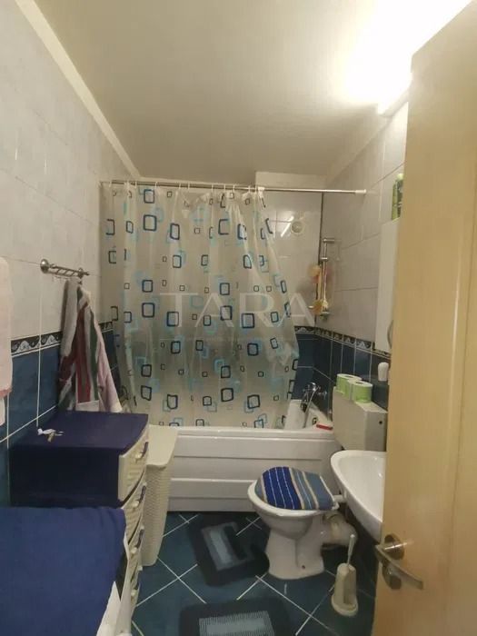 Apartament cu 2 camere de vânzare, zona Florilor. - Poză 6