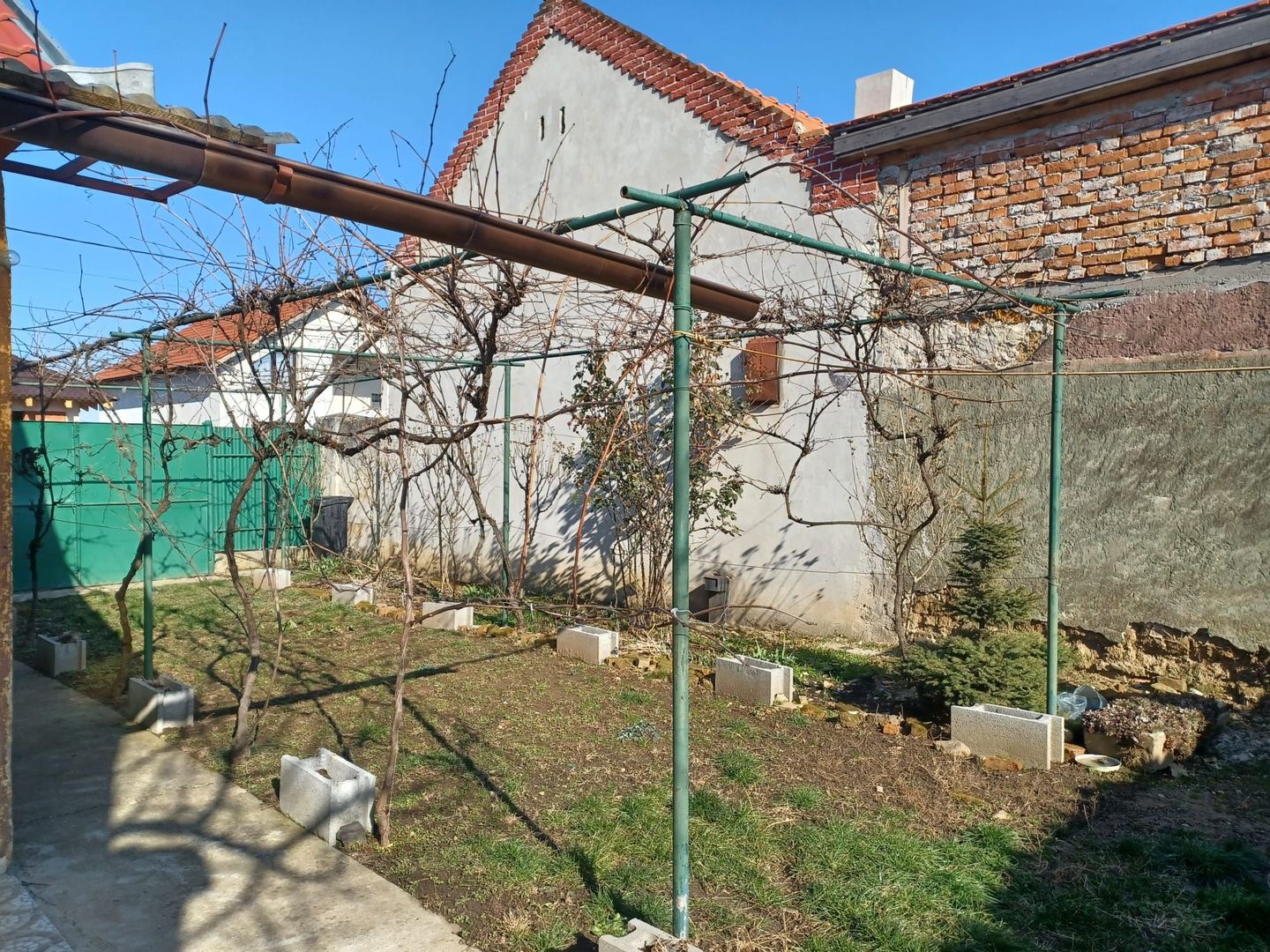 Casă Episcopia, teren 700 mp. 97 500 E (neg). Comision 0. - Poză 6