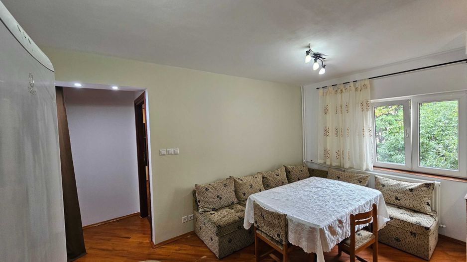 Inchiriere apartament 2 camere Lacul Tei - Poză 5
