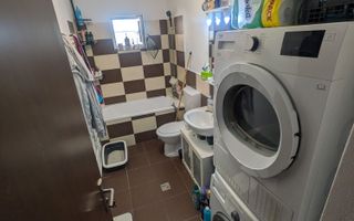 : apartament  de vanzare 3 camere, zona Modern - Poză 6