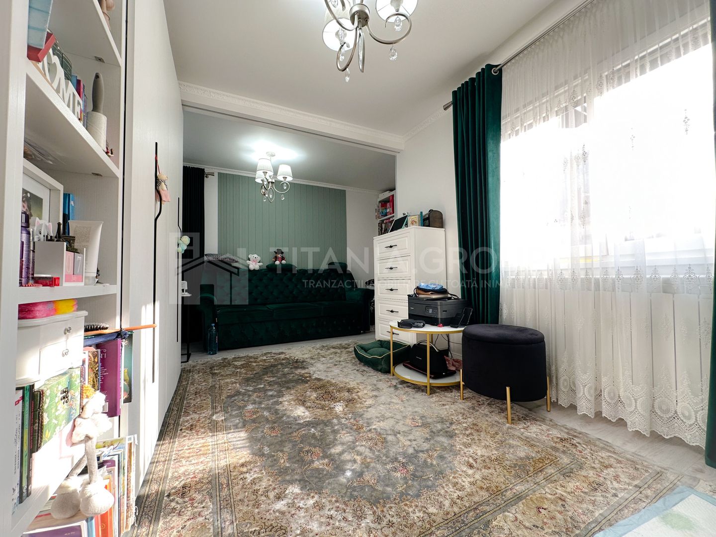 Vilă elegantă în Sinaia pe Calea Prahovei - Poză 6