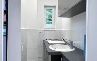 Casa renovata complet! 210 mp utili pe teren de 548 mp! - Poză 20