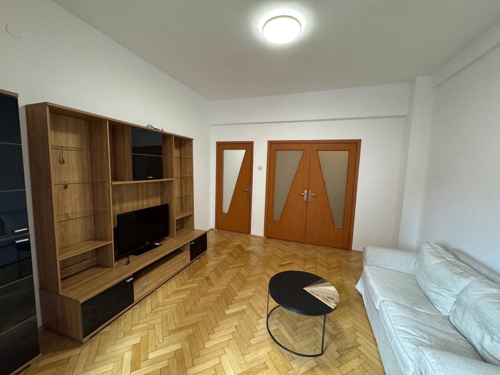 Apartament 3 camere, 2 băi, Bulevardul Bălcescu – Unirii, 800 € - Poză 3