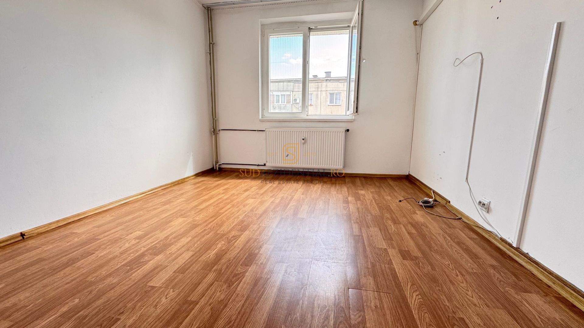 Apartament 3 camere, bloc anvelopat, etaj 7/8, Rahova, Sector 5 - Poză 5