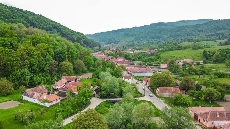 Teren intravilan, in impresionat cadru natural,Central, Sinca Noua,Brasov - Poză 3