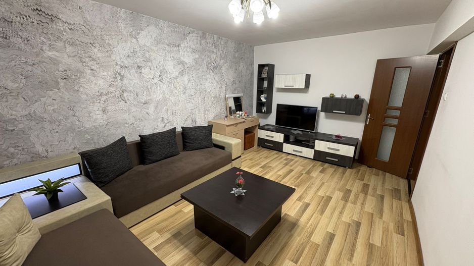 Apartament 3 camere – modern, complet mobilat, zona Exercitiu - Poză 1