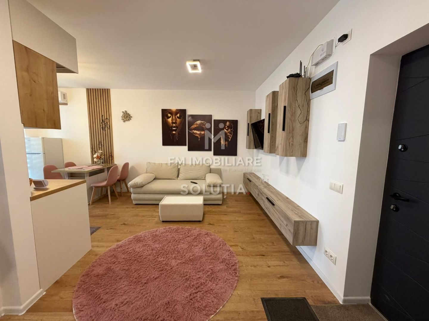 Apartament 2 camere de închiriat, bloc nou, prima închiriere - Poză 1