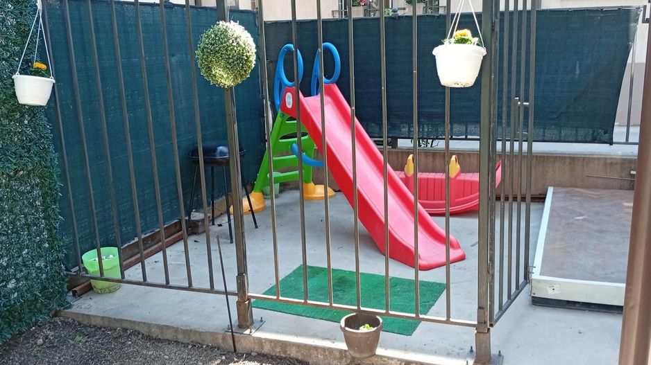 AP. 4 CAMERE - CURTE 45MP, PARCARE INCLUSA, MOBILAT MODERN,COMISION 0% - Poză 2