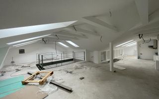 Spatiu comercial ultracentral cu vitrina si intrare direct din strada - Poză 7