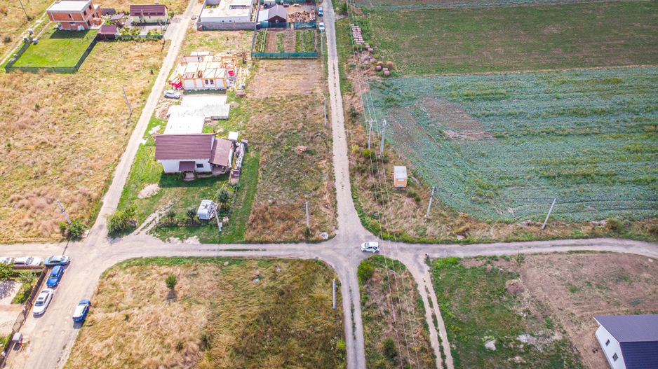 Teren intravilan în Vladimirescu - Poză 2