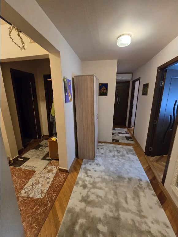 Apartament 3 camere, 70 mp, 2 bai, et.3, boxa, Cetate,  Mercur - Poză 7