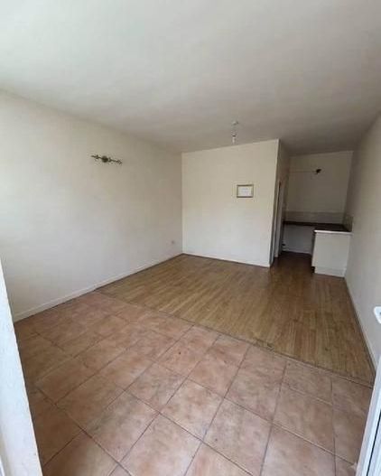 CASĂ INDIVIDUALĂ ÎN ZONA RONAȚ - Poză 14