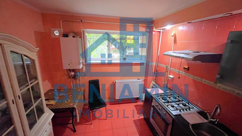 4 Camere-Brazda Lui Novac-Parter-Centrala termica-Bilateral-Liber - Poză 3