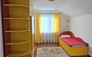 Casă / Vilă cu 8 camere de vânzare în Manastur, Cluj-Napoca - Poză 12
