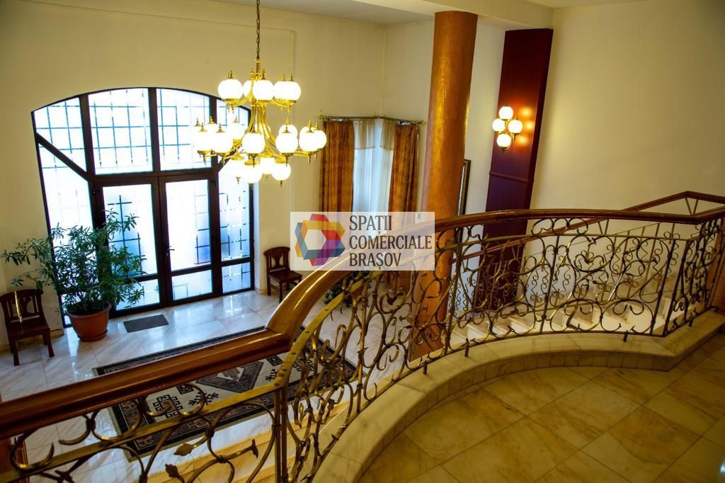 Conac cu piscina - 1810 mp - Poză 4