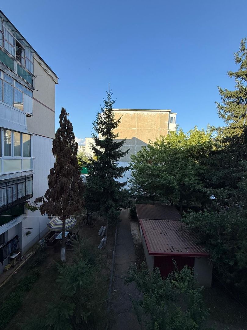 Ap 3 camere - decomandat - Campina - strada Milcovului - Poză 15