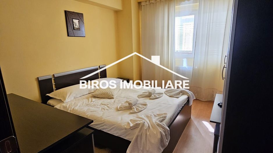 3 camere KFC - Universitate - Poză 4