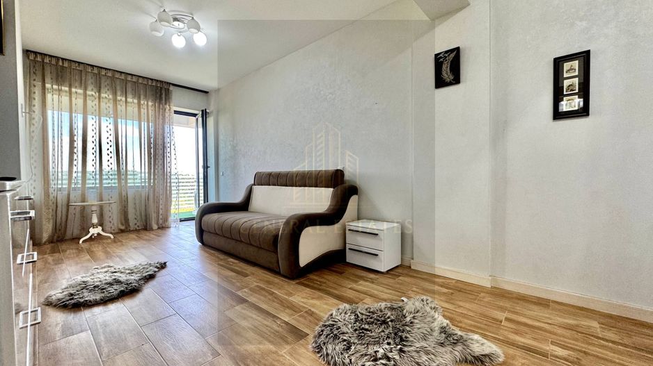 Vânzare apartament cu 2 camere, 67 m.p. - Complexul Royal Town. - Poză 2