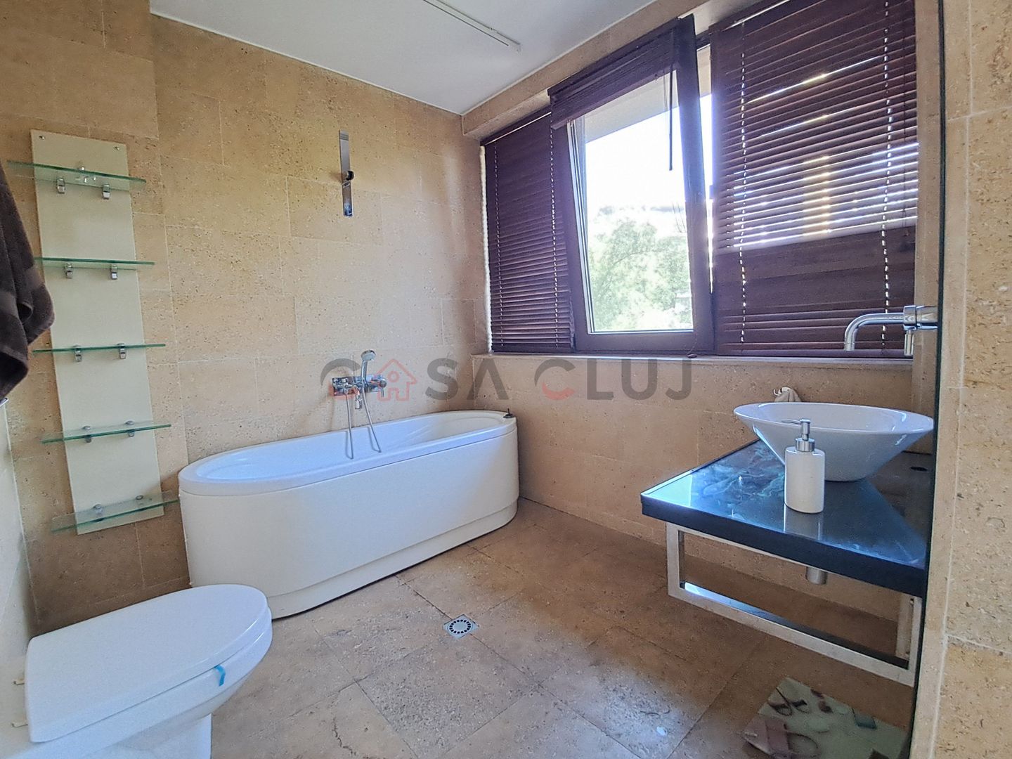 Apartament în Prestigiosul Cartier Plopilor, - Poză 15