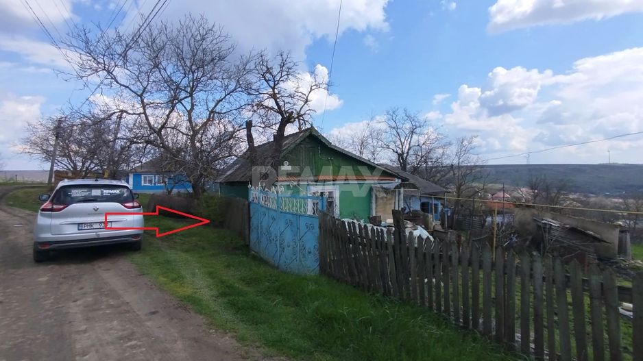 Casă bătrânească cu 3 camere de vânzare în satul Hîrbovăț, r. Anenii Noi - Poză 1