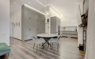 3 Camere  Mobilat Utilat Complet  Parcare  Boxa Terasa superba - Poză 2