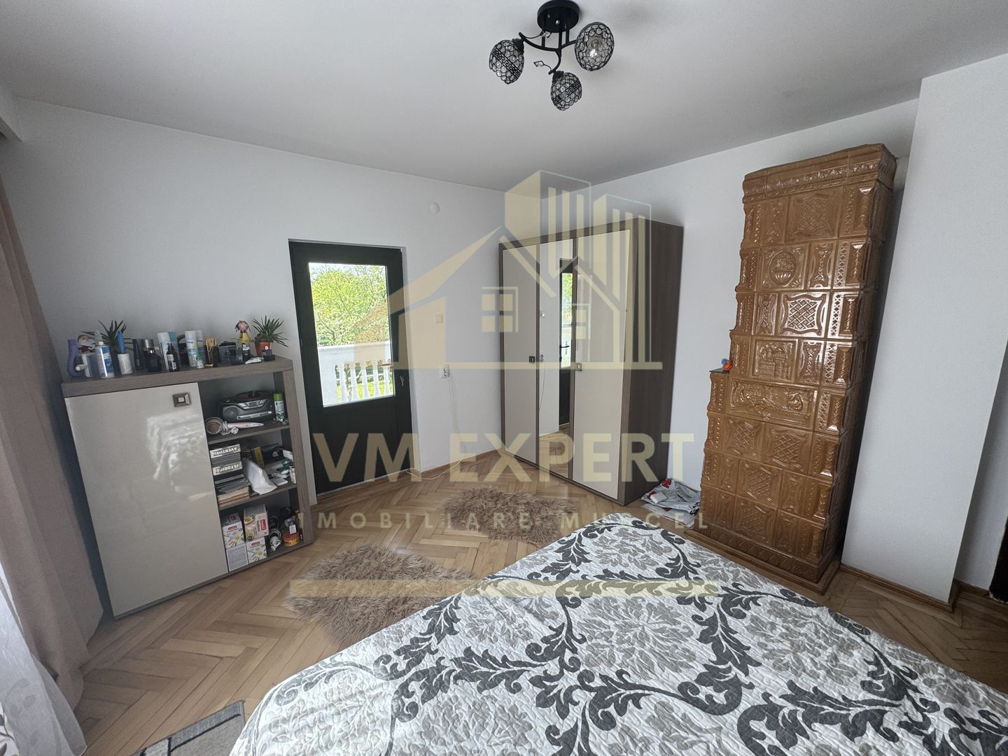 VILA S+P+E-306 MP, TEREN 2078 MP, CAMPULUNG - Poză 16