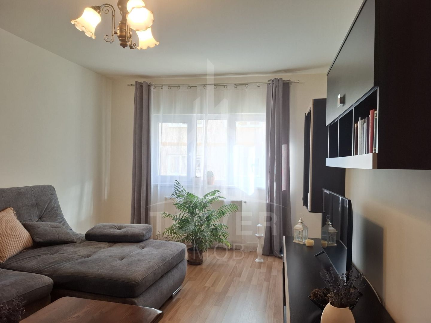 Apartament 2 camere, etaj 1, decomandat – de vânzare în Cisnădie, zona Aria - Poză 10
