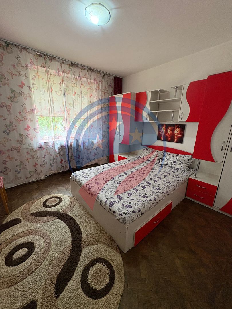 APARTAMENT 4 CAMERE , ETAJ 3 din 4, 2 BAI, 2 BALCOANE, CALEA SEVERINULUI - Poză 13
