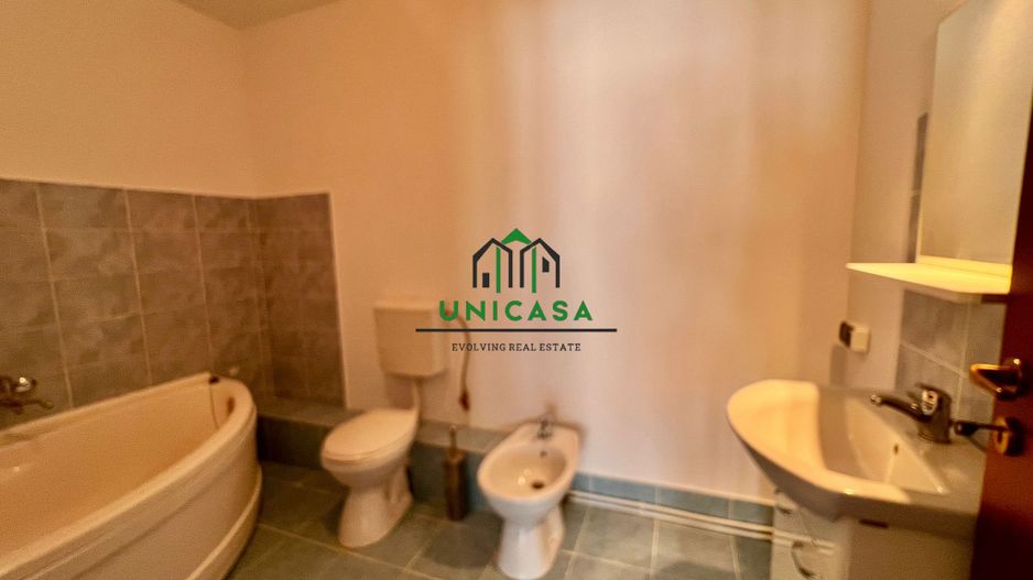 Casa Vladesti/4 camere - Poză 9