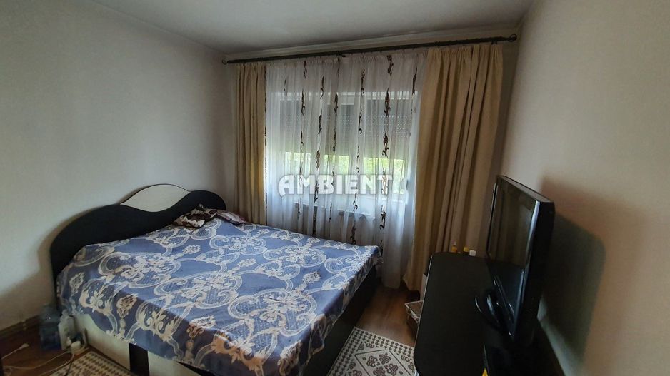 Apartament 3 camere, etaj 4, zona CARTIER; - Poză 4